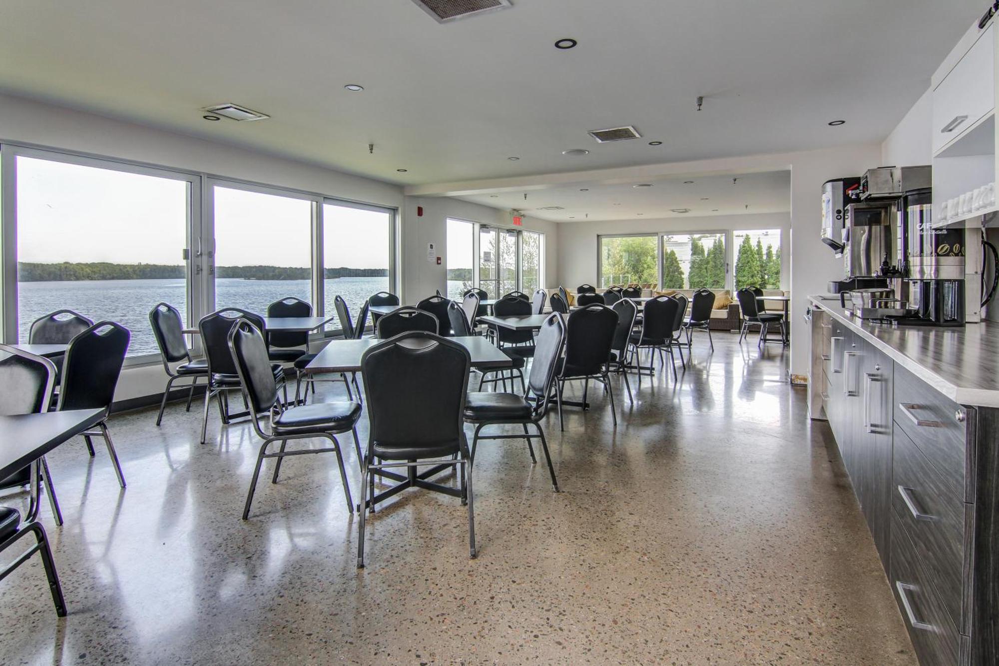 Saint-Félicien Hotel De La Borealie מראה חיצוני תמונה